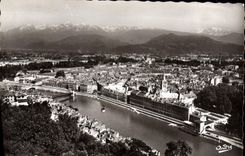 CPA Grenoble Vue Generale Chaine De Belledonne Et La Taillefer