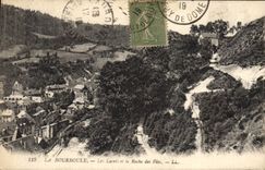 CPA La Bourboule Les Lacets Et La Roche Des Fees