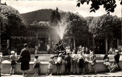 CPA La Bourboule Le Jet D'Eau