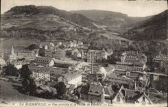 CPA La Bourboule Vue Generale Et La Vallée De Vendeix