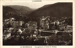 CPA La Bourboule Vue Generale Et Vallee De Vendeix