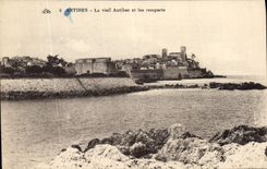 CPA Antibes Le Vieil antibes Et Les Remparts