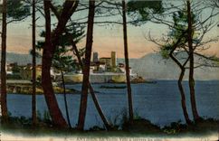 CPA Antibes La Vieille Ville A Travers Les Pins