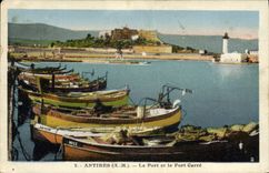 CPA Antibes Le Port Et Le Fort Carre
