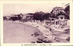 CPA Juan Les Pins La Plage