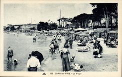 CPA Juan Les Pins La Plage
