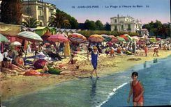 CPA Juan Les Pins La Plage A I'Heure Du Bain