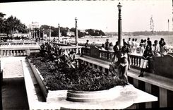 CPA Juan Les Pins La Promenade
