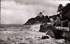 CPA Dinard Tempete Sur La Pointe Du Moulinet