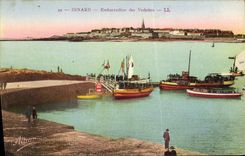 CPA Dinard Embarcadere Des Vedettes