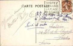 CPA Dinard La Digue Promenade Et Les Casinos