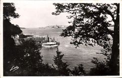CPA Dinard L'Arrivee Et Debarcadere Des Vedettes