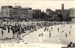 CPA Dinard La Plage L'Heure Du Bain