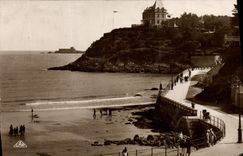 CPA Dinard La Promenade Des Allies Et La Pointe Du Moulinet