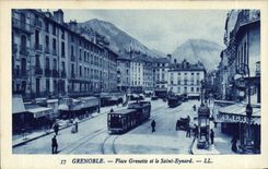 CPA Grenoble Place Grenette Et Le Saint Eynard