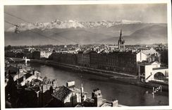 CPA Grenoble Vue Generale Et Les Alpes