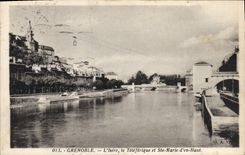 CPA Grenoble L'Islere Le Teleferique Et Ste Marie D'En Haut