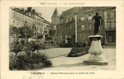 CPA Grenoble Statue D'Hercule Dans Le Jardin De Ville
