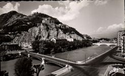 CPA Grenoble Les Ponts Sur I'Isere La Bastille Et Le Rachais