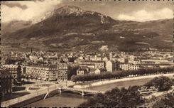 CPA Grenoble Vue Generale Et Le Moucherotte