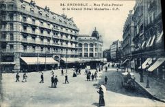CPA Grenoble Rue Felix Poulat Et Le Grand Hotel