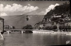CPA Grenoble L'Isere Et Le Teleferique