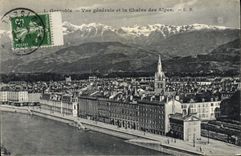 CPA Grenoble Vue Generale Et La Chaine Des Alpes