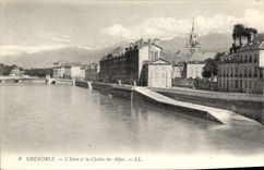 CPA Grenoble L'Isere Et La Chaine Des Alpes