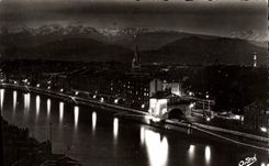 CPA Grenoble Les Quais De I'Isere Au Crepuscule
