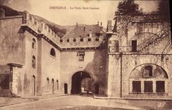 CPA Grenoble Le Porte Saint Laurent