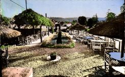 CPA Hostellerie Des Cloches De Corneville Le Jardin