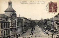 CPA Nimes Le Boulevard Victor Hugo