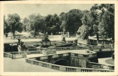 CPA Nimes Les Jardins De La Fontaine