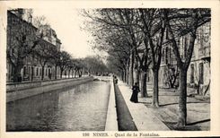 CPA Nimes Quai De La Fontaine