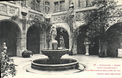 CPA Toulouse Musee Petit Cloitre