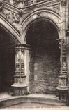 CPA Toulouse Le Lycee Detail De La Cour D'Honneur