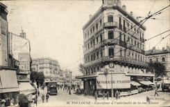 CPA Toulouse Carrefour A I'Extremite De La Rue Alsace