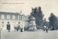 CPA Bordeaux Statue Tourny Hotel De La Marine