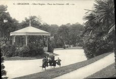 CPA Arcachon Cote D'Argent Place Des Palmiers