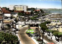 CPSM Arcachon Promenade Du Bord De Mer ET La Plage
