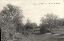 CPA Chateau De Lasvy Un Coin Du Parc la tonnelle