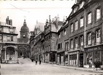 CPSM Besancon Les Bains Fontaine saint Quentin