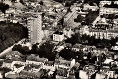 CPA En Avion sur Roanne Le Gratte Ciel et le Lycee 