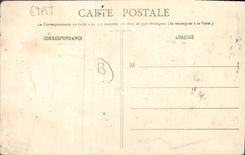CPA Tarascon La Rue des Halles 