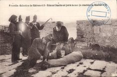 CPA Ferseille Collectica du Chateau d'lf Edmund Dantes est Jete a la Mer le Cimetiere du Chateau 
