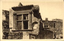 CPA Les Baux Bouches du Rhone Fenetre Renaissance Ruine d'un Temple protestant 