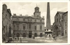 CPA Arles Place de la Republique 