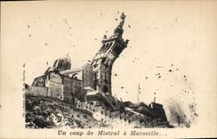 CPA Un coup de Mistral a Marseille 