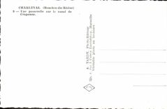 CPA Charleval Bouches du Rhone Une passerelle sur le canal de Craponne 