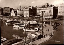 CPSM Marseille Un coin du vieux port et le quai des Belges 